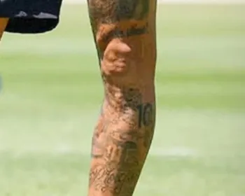 Veja memes do joelho do Neymar em treino da Seleção Brasileira na Copa