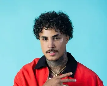 Vídeo mostra MC Livinho em confusão com PM após show em Jaraguá