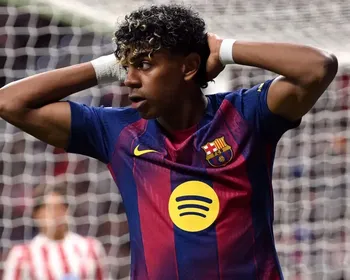 Yamal, do Barcelona, ​​ganha prêmio de Jogador da Temporada de LaLiga