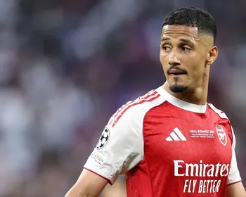 Zagueiro titular da França, Saliba é dúvida para a Copa do Mundo