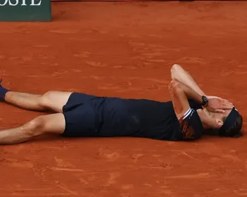 Zverev vence Cobolli e conquista 1º Grand Slam da carreira em Roland Garros
