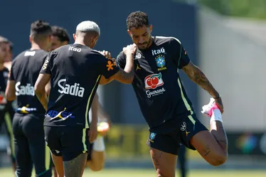 
				Brasil x Egito: Rayan e Léo Pereira são testados por Ancelotti; veja fotos e vídeo
			
			