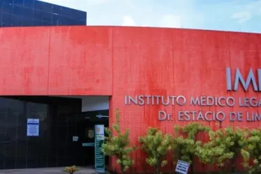 
				Cadeirante morre carbonizado dentro de casa no Bom Parto
			
			