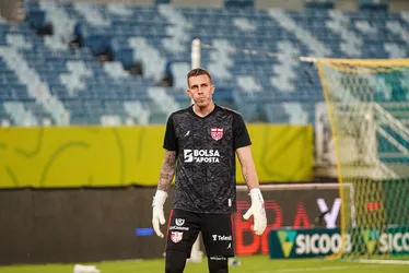 
				CRB encara o São Bernardo, no Rei Pelé, em duelo direto pela Série B
			
			