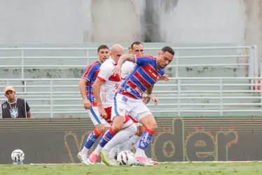 
				Veja os melhores momentos: CRB sai na frente, cede empate e fica no 1 a 1 com o Fortaleza
			
			