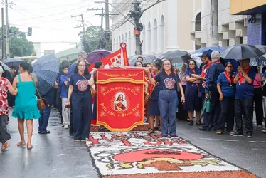 
				Fé e tradição marcam celebração de Corpus Christi no Centro de Maceió
			
			