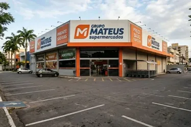 
				Gigante do setor de supermercados fecha 28 lojas e demite 6.600 funcionários no Brasil
			
			