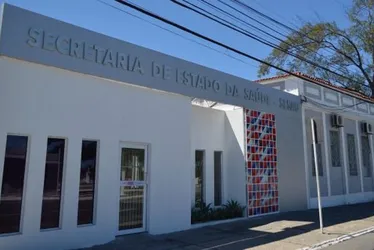 
				Governo de AL publica edital com mais de 3,5 mil vagas para a Secretaria de Saúde
			
			