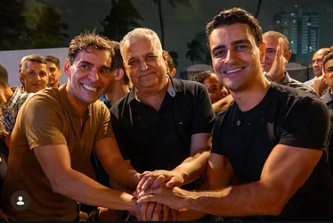 
				JHC cumpre agenda em Feira Grande e participa de ato político ao lado de Alfredo Gaspar
			
			