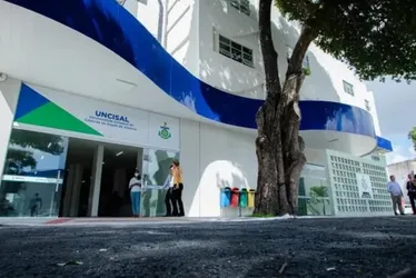 
				Julgamento sobre destino de mais de 150 alunos da Uncisal é adiado para 9/7
			
			