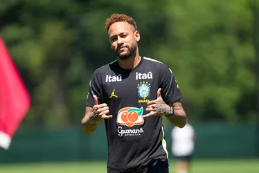 
				PVC destaca feito de Mbappé e faz previsão sobre retorno de Neymar na Copa
			
			