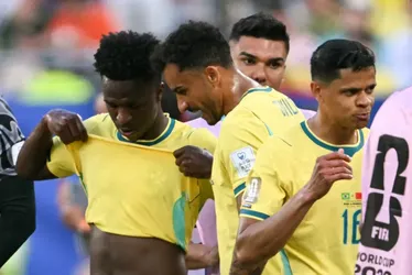 
				A Copa começou sem pedir licença
			
			