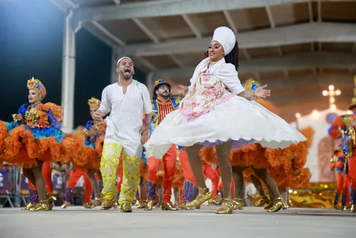 
				'A Fazendinha' abre Forró & Folia com homenagem à diversidade religiosa
			
			