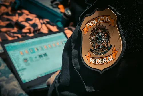 
				Abuso sexual: PF cumpre em AL mandados contra grupo que usava perfis falsos para aliciar menores
			
			