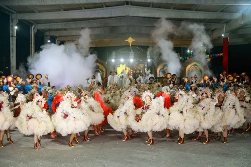 
				Amanhecer no Sertão encerra noite do Forró & Folia com drama sobre pecado, perdão e julgamento
			
			