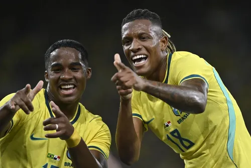 
				Ancelotti opina sobre favoritismo da Seleção na Copa do Mundo
			
			