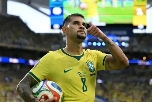 
				Arsenal faz proposta ao Newcastle por Bruno Guimarães, destaque da Seleção na Copa
			
			