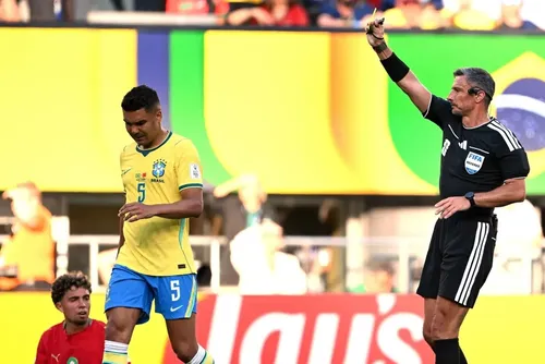 
				Cartões amarelos zeram para segunda fase da Copa do Mundo?
			
			