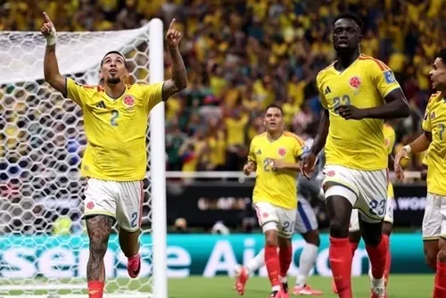 
				Colômbia domina, vence RD Congo e garante vaga no mata-mata da Copa
			
			
