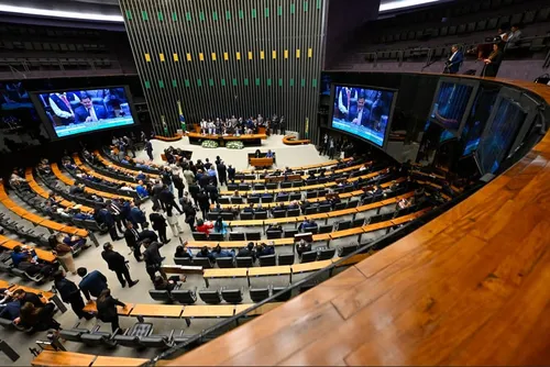 
				Com Zambelli, recusa de extradições se multiplicam
			
			