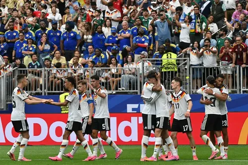 
				Copa pode ter Brasil x Alemanha já no mata-mata; entenda
			
			