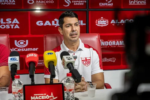 
				CRB descarta contratação de executivo de futebol após chegada de Gum
			
			
