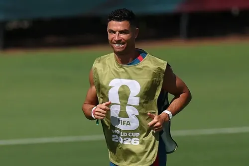 
				Cristiano Ronaldo e Portugal tentam dar resposta após semana de polêmicas
			
			