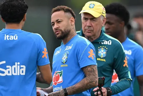 
				Davide Ancelotti nega polêmica envolvendo Neymar: 'Respeito'
			
			