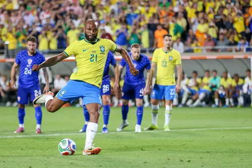 
				De Kane a Igor Thiago: site lista top 10 cobradores de pênalti da Copa
			
			