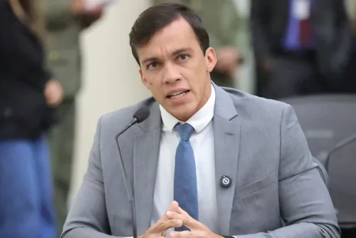 
				Universidade 60+: Leonam propõe vagas para idosos em universidades estaduais de AL
			
			