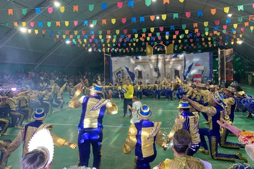 
				Dos olhos ao coração: Sanfona do Rei emociona ao contar história do Ceguinho do Centro no Forró & Folia
			
			