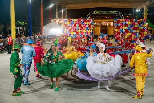 
				Falamansa leva “O Baile da Chita” ao Forró & Folia 2026 e transforma memória do interior em espetáculo no Parque da Pecuária
			
			