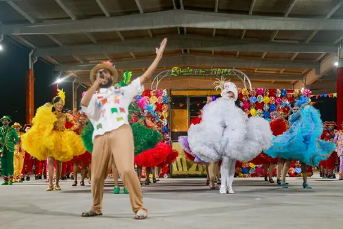 
				Falamansa leva “O Baile da Chita” ao Forró & Folia 2026 e transforma memória do interior em espetáculo no Parque da Pecuária
			
			