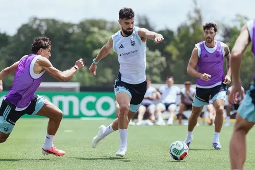 
				Flaco López vive expectativa por estrear na Copa do Mundo com a Argentina
			
			