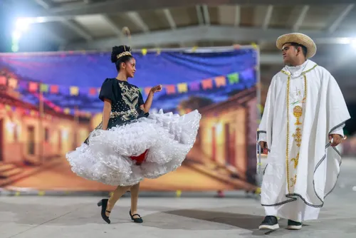 
				Flor do Amor celebra 40 anos de resistência e tradição no Forró & Folia
			
			