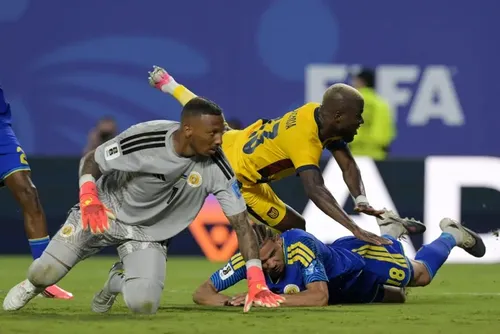 
				Goleiros precisarão fazer 'atuação da Copa' em Alemanha x Equador
			
			