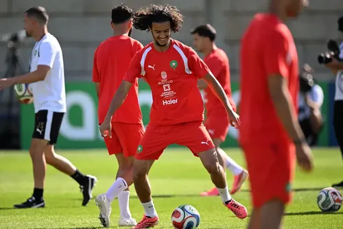 
				Jovem promessa marroquina é comparada a Xavi e desperta interesse de gigantes europeus
			
			