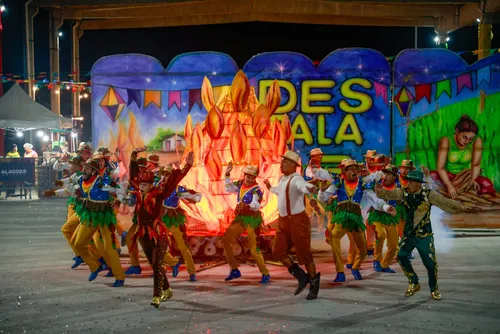 
				Junina Gonzagão homenageia mulheres do fumo do Agreste em espetáculo no Forró & Folia
			
			