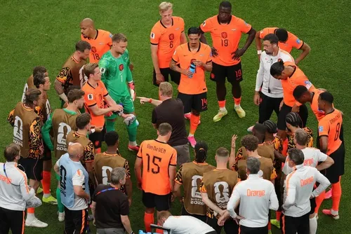 
				Koeman evita favoritismo da Holanda contra Marrocos: 'Não sei se somos'
			
			