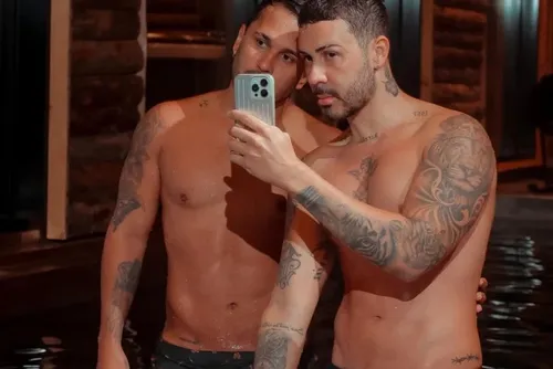 
				Lucas Guimarães garante que nunca traiu Carlinhos e diz não carregar culpa após rompimento
			
			