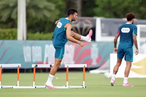 
				Milan acerta contratação de Gonçalo Ramos junto ao PSG
			
			