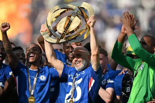
				Mundial de Clubes deve ganhar novo formato com 48 times em 2029
			
			