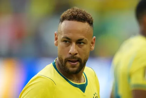 
				Neymar desiste de negociações com clube da MLS, diz jornal
			
			