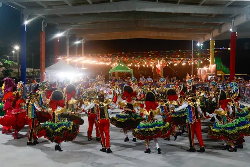 
				Pé de Serra abre noite do Forró & Folia com homenagem à história do bumba meu boi
			
			