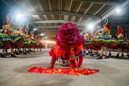 
				Pé de Serra abre noite do Forró & Folia com homenagem à história do bumba meu boi
			
			