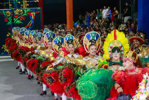 
				Pé de Serra transforma cultura do boi em celebração da diversidade no Forró & Folia
			
			