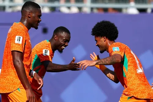 
				Pépé brilha, Costa do Marfim elimina Curaçao e avança ao mata-mata da Copa
			
			