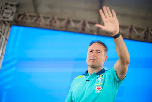 
				Pesquisa Vox Brasil mostra Renan Filho à frente de JHC na disputa pelo Governo de Alagoas
			
			