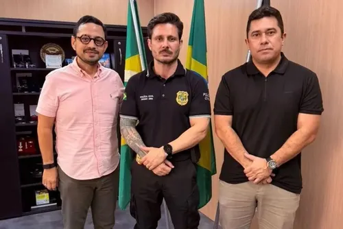 
				Presidente do Ceará vai à polícia após ameaças à filha e recebe apoio de clubes e CBF
			
			