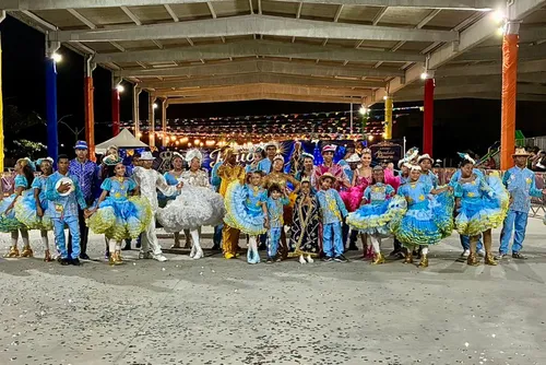 
				Quadrilha Raio de Luz leva homenagem à Nossa Senhora Aparecida ao palco do Forró & Folia
			
			